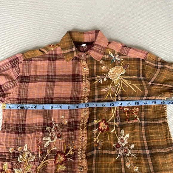 Johnny Was Varlese Multicolor Embroidered Plaid Oversized Shirt Size XS - Picture 5 of 13